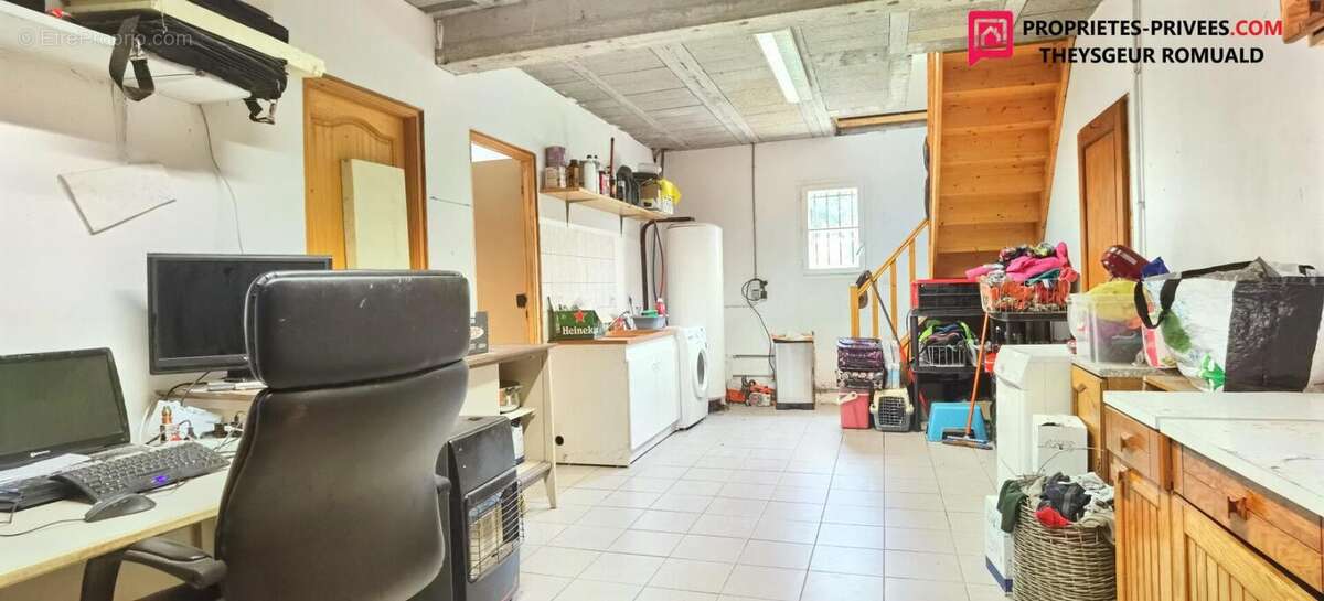 Maison à EGREVILLE