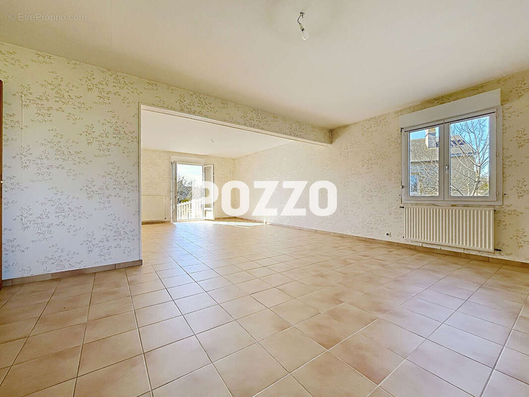 Maison à SAINT-PAIR-SUR-MER