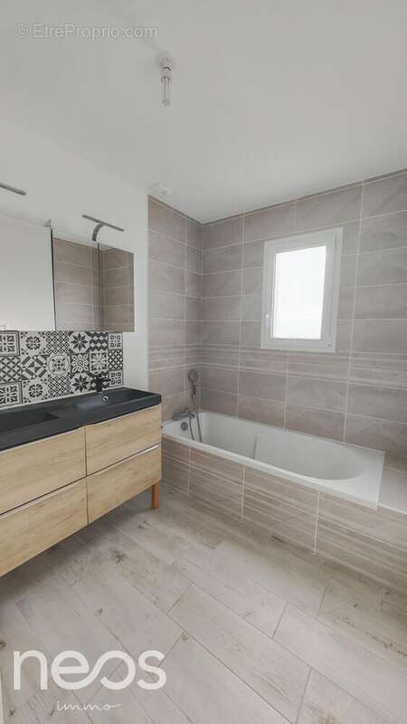 Maison à CLERE-LES-PINS