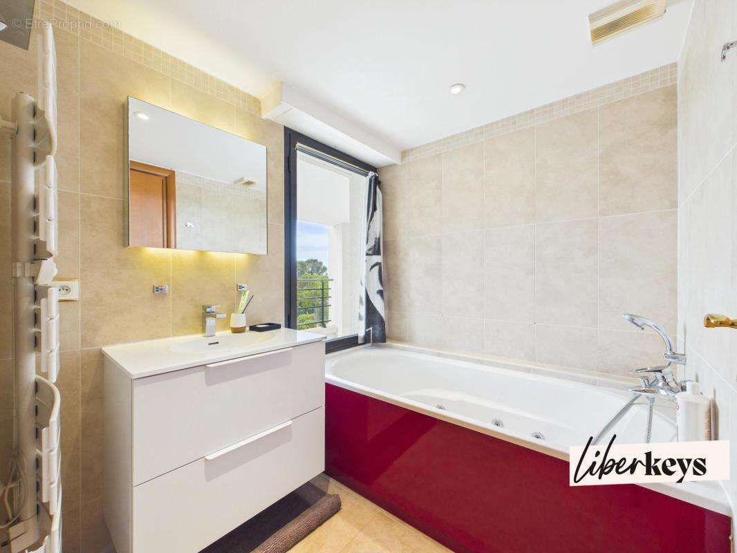 Appartement à SAINT-RAPHAEL