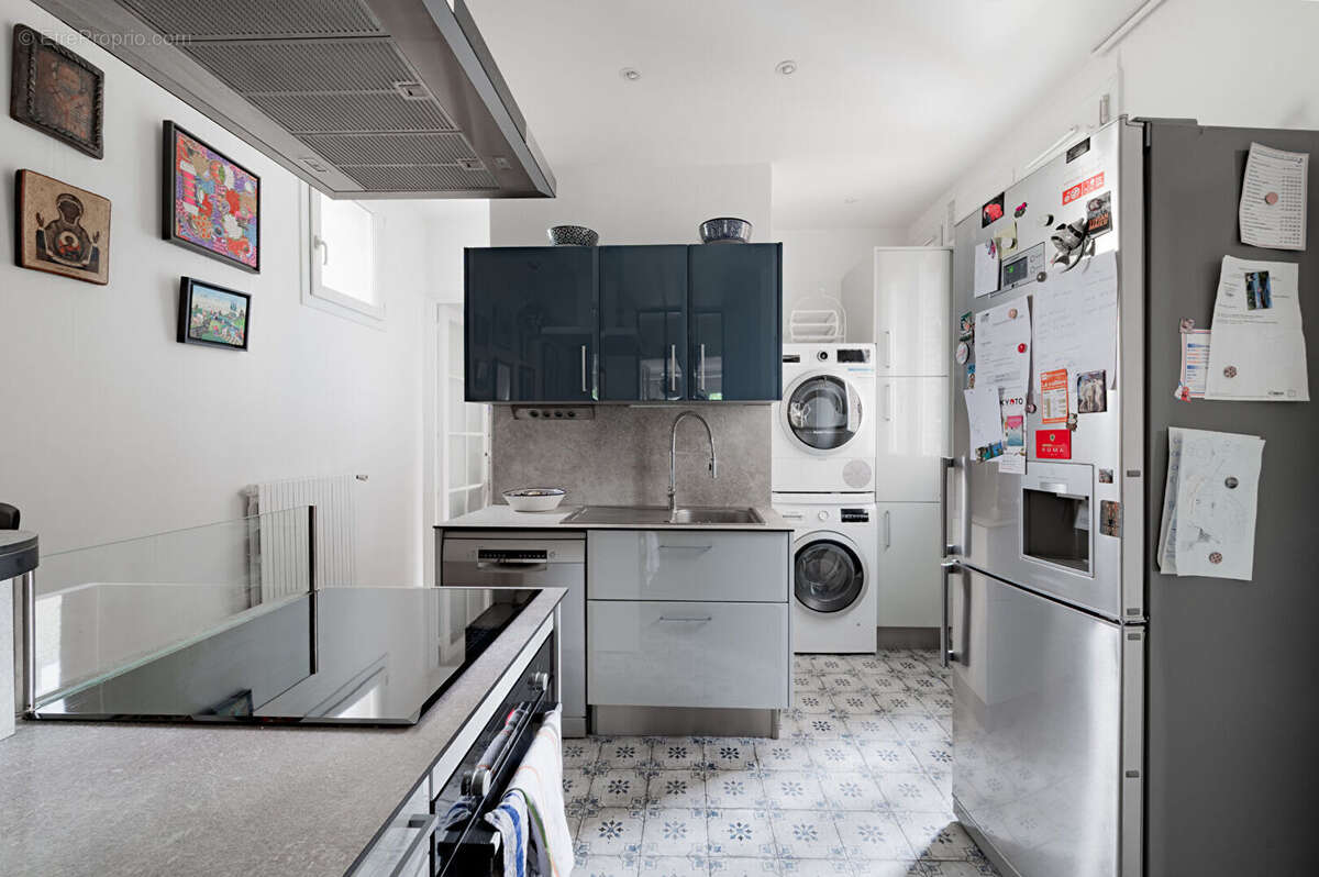 Appartement à PARIS-15E