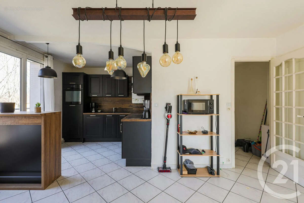 Appartement à SEYSSINET-PARISET