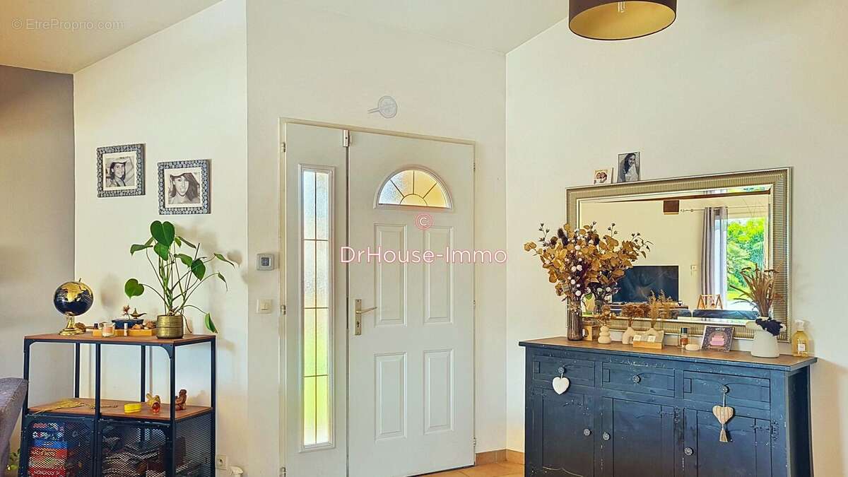 Maison 149 m² à Ambares-Et-Lagrave  - photo 16