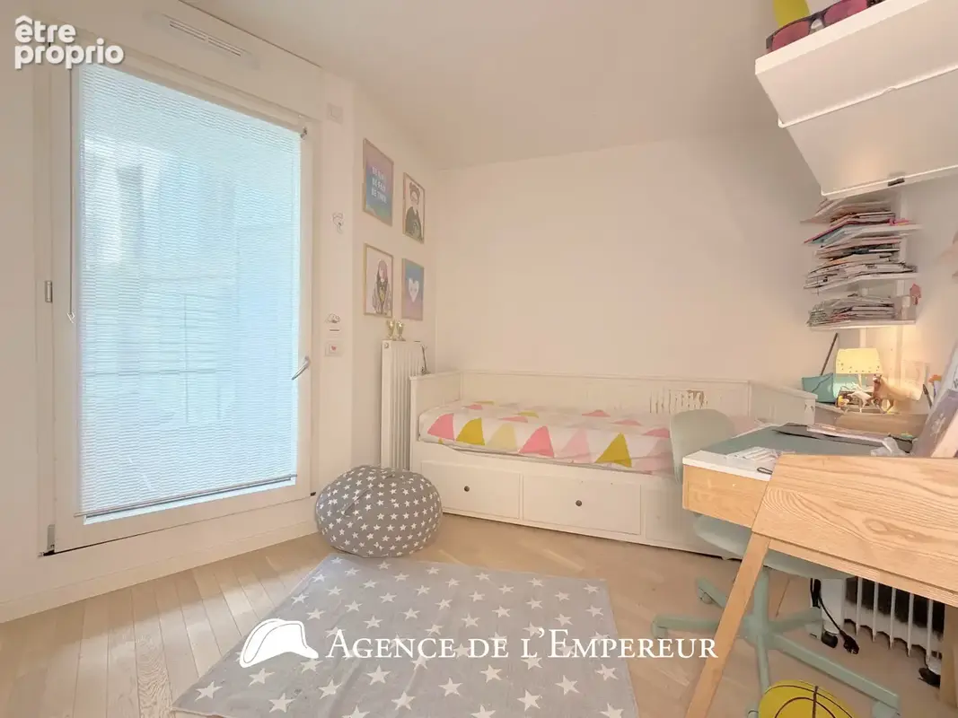 4 pièces, 3 chambres, balcon, au calme, proche place Besche à Rueil. 2 parkings. Résidence récente - photo 23