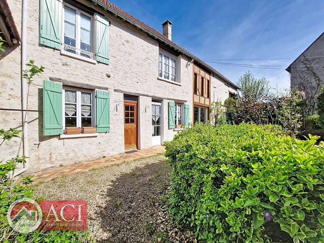 Maison à GASNY