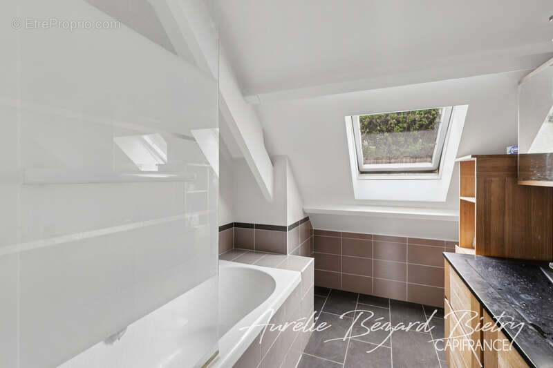 Maison à VAUCRESSON