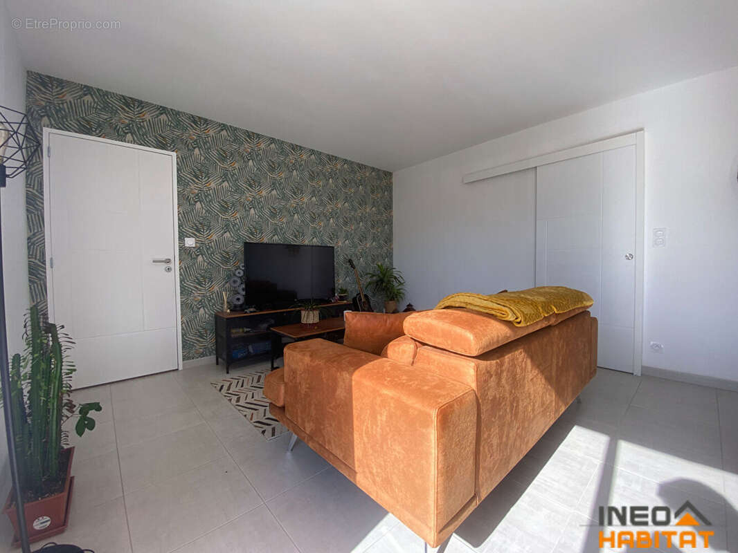 Maison La Chapelle Du Lou Du Lac 4 pièce(s) 74 m2 - photo 4