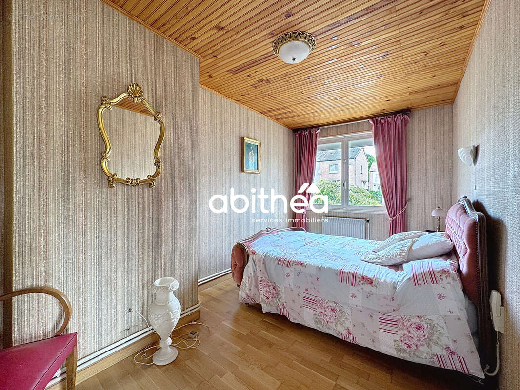 Maison à SAINTE-CATHERINE