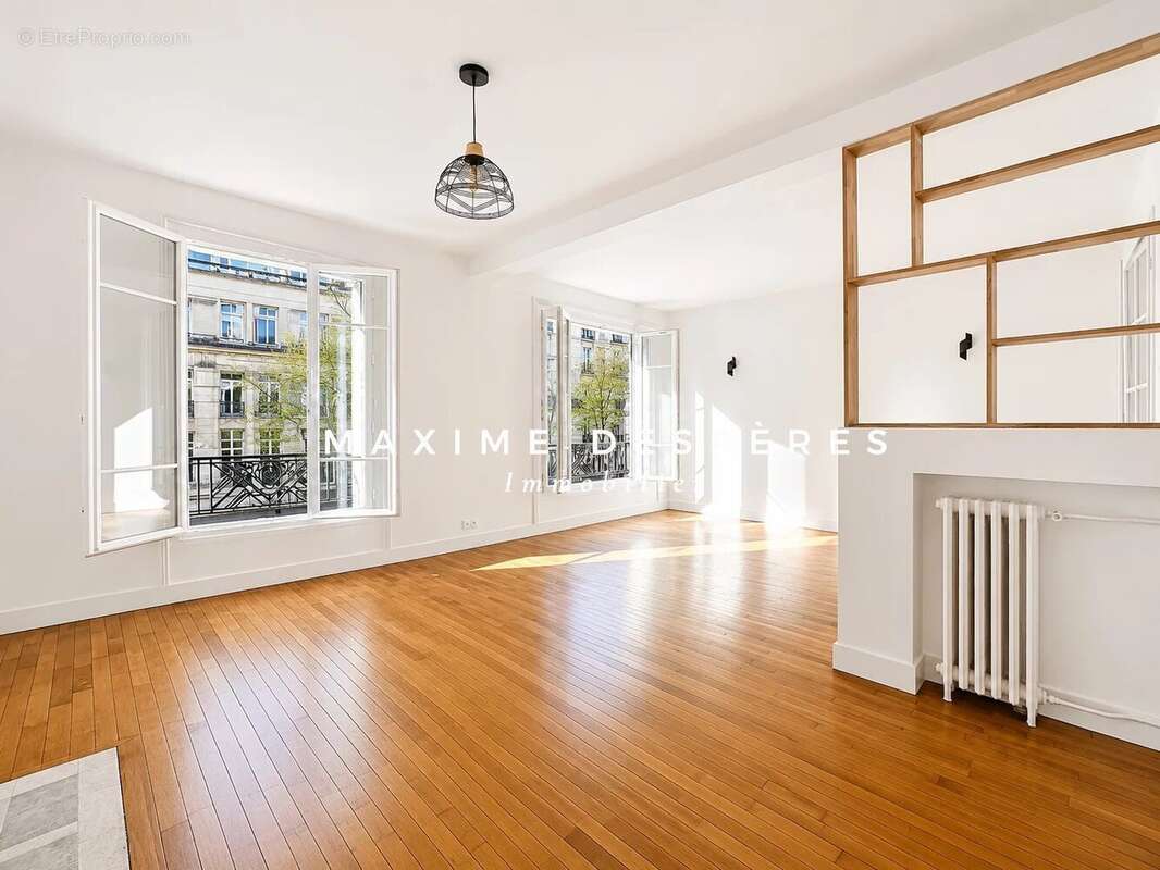Appartement à PARIS-11E