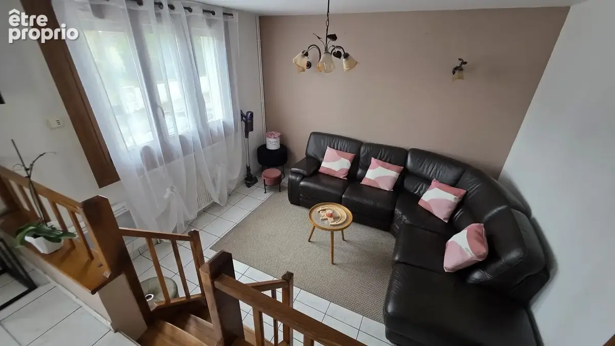 'MÉLISSA' Maison familiale située à Montfermeil - photo 4