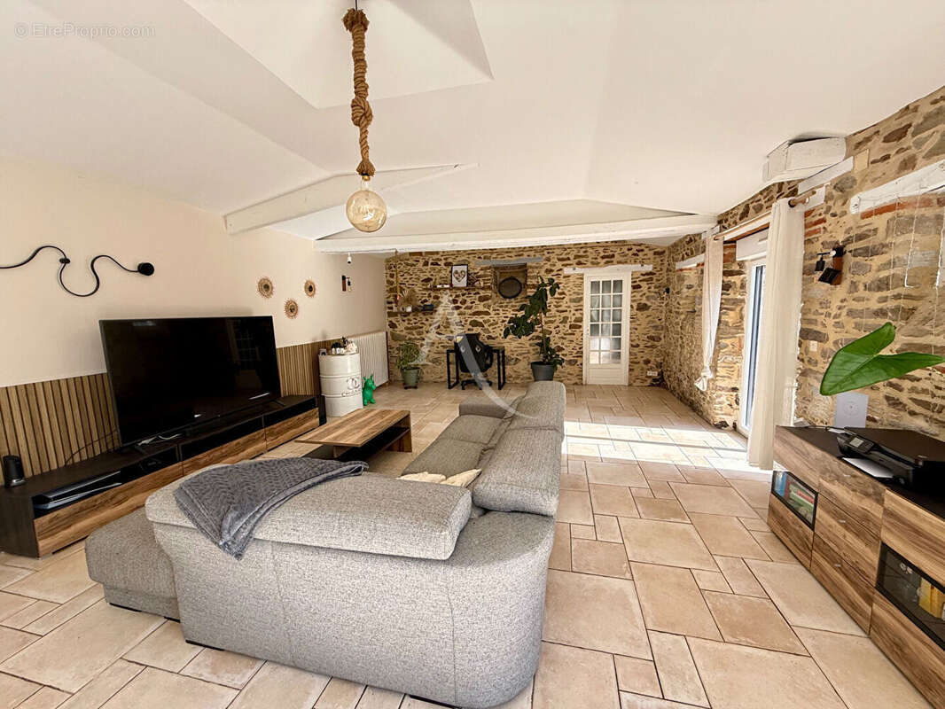 Maison à CHATEAU-GONTIER