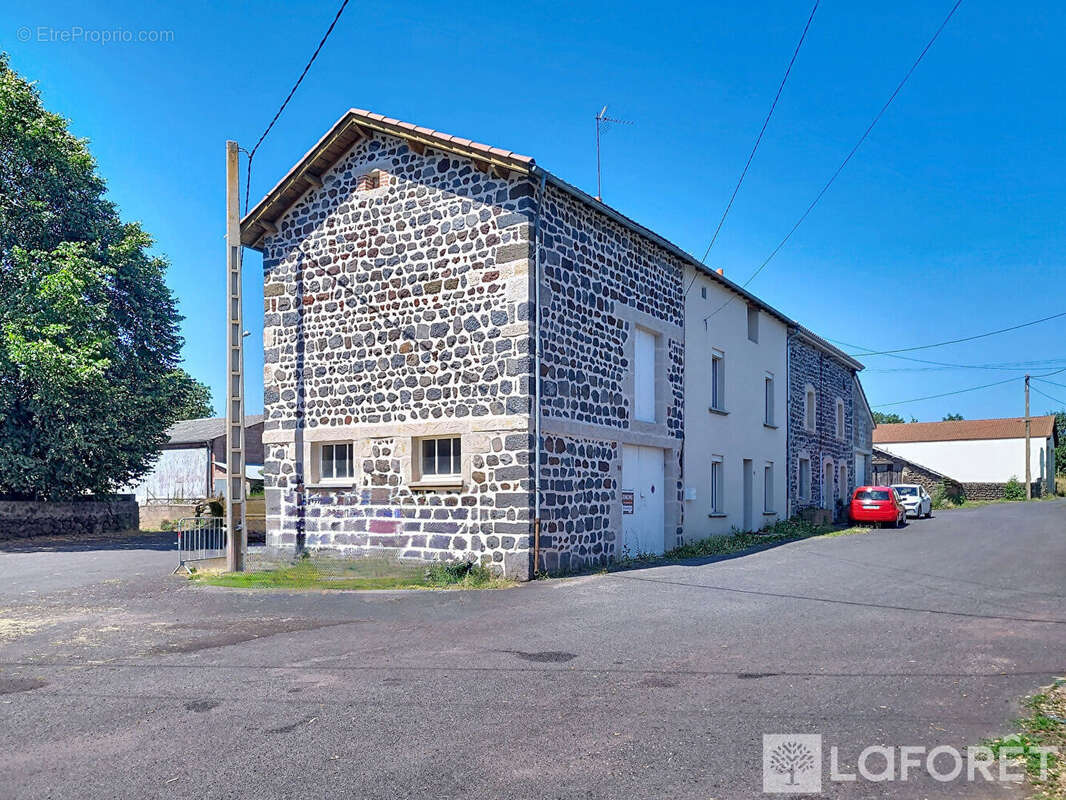 Maison de ville au coeur de Costaros ? Idéal premier achat ou investissement à fort potentiel ! - photo 5