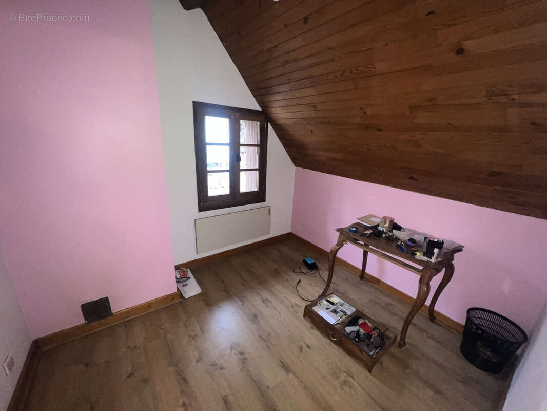 Maison à MONTBERTHAULT