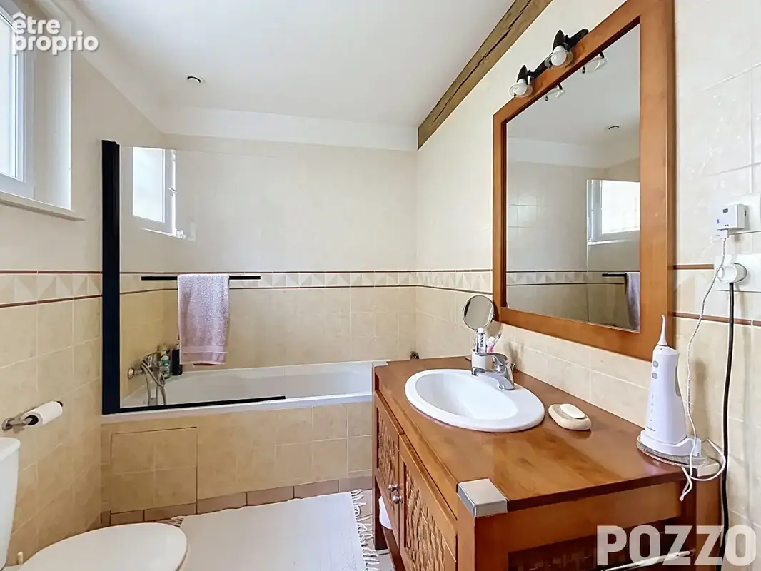 A VENDRE  Maison Sainte Adresse 6 pièce(s140 m2 jardin et garage - photo 10