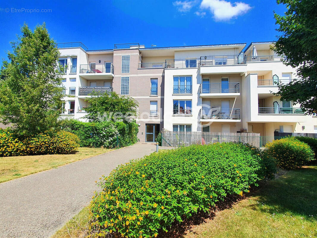 Commerce à CONFLANS-SAINTE-HONORINE