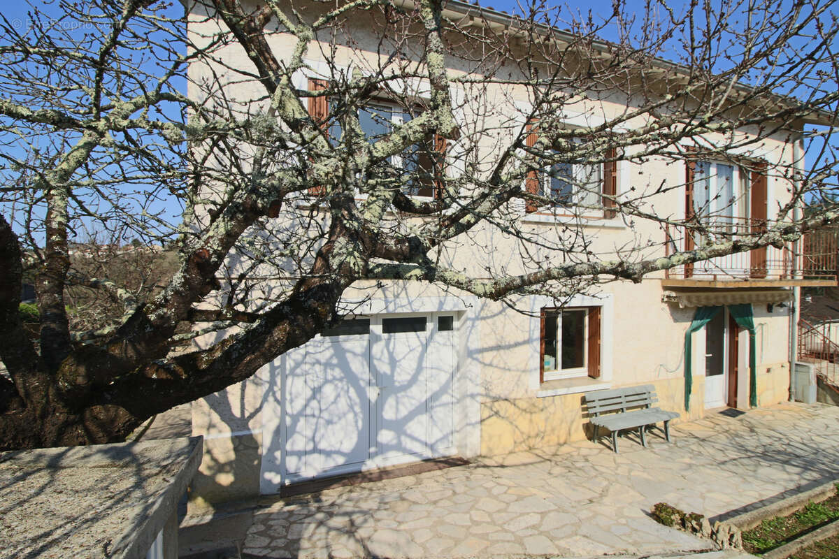 Maison à PUY-L'EVEQUE