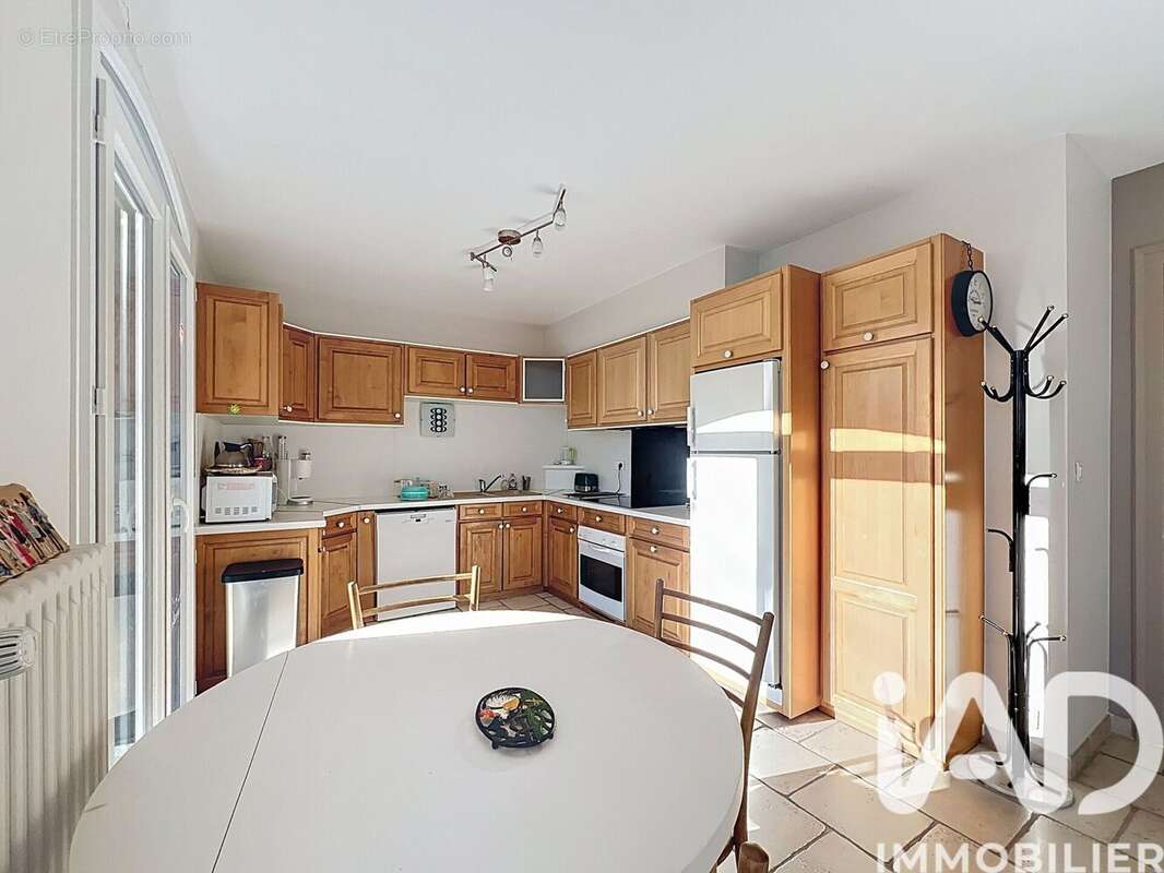 Photo 3 - Maison à SAINT-GERMAIN-LAPRADE