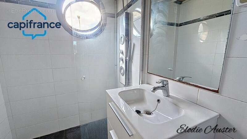 Appartement à LES ABYMES