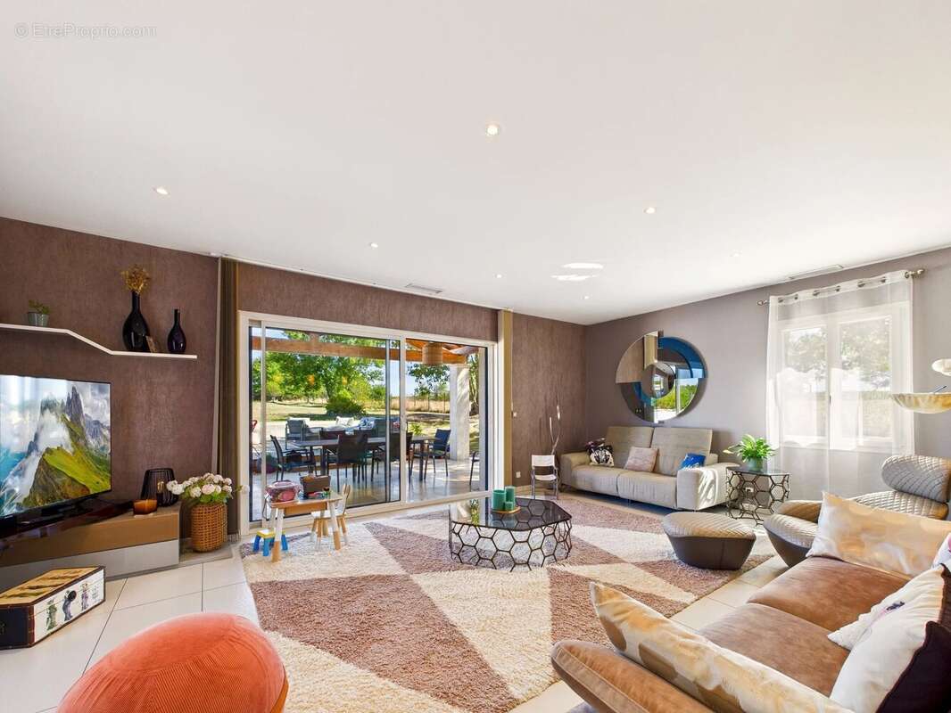 Maison à SAUSSIGNAC