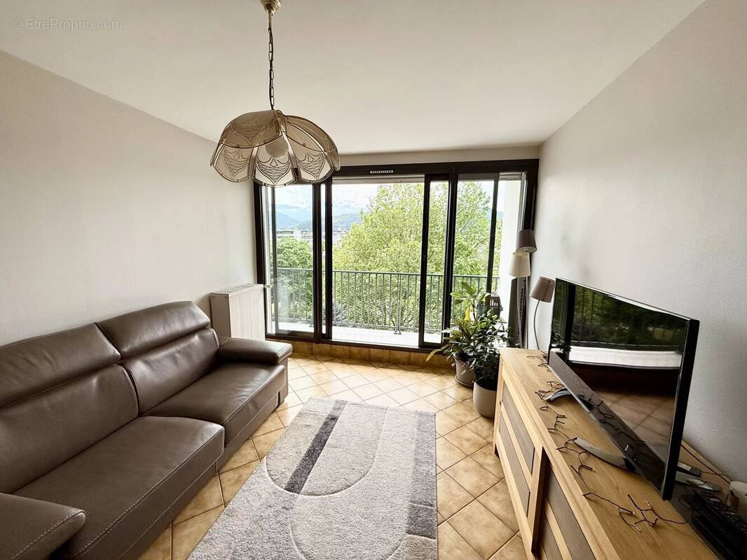 Appartement à ECHIROLLES
