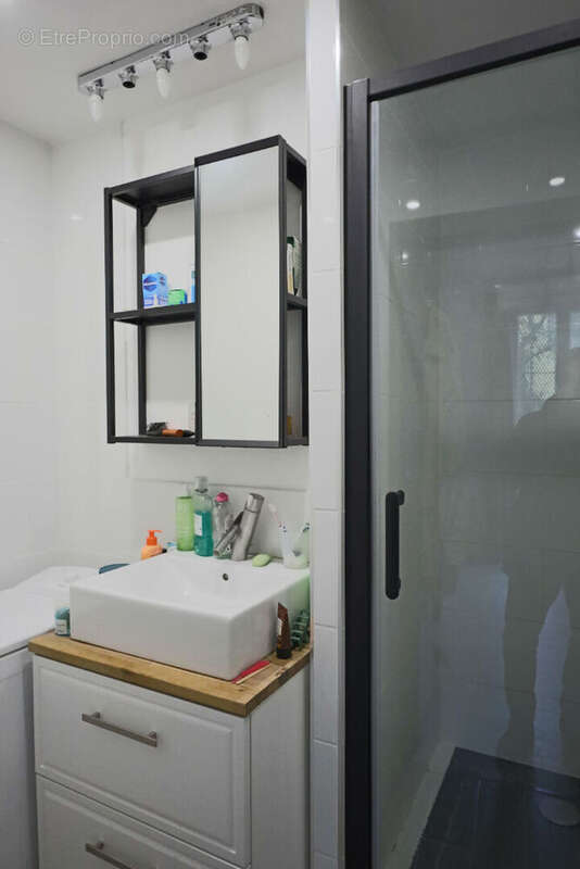 Appartement à PARIS-14E
