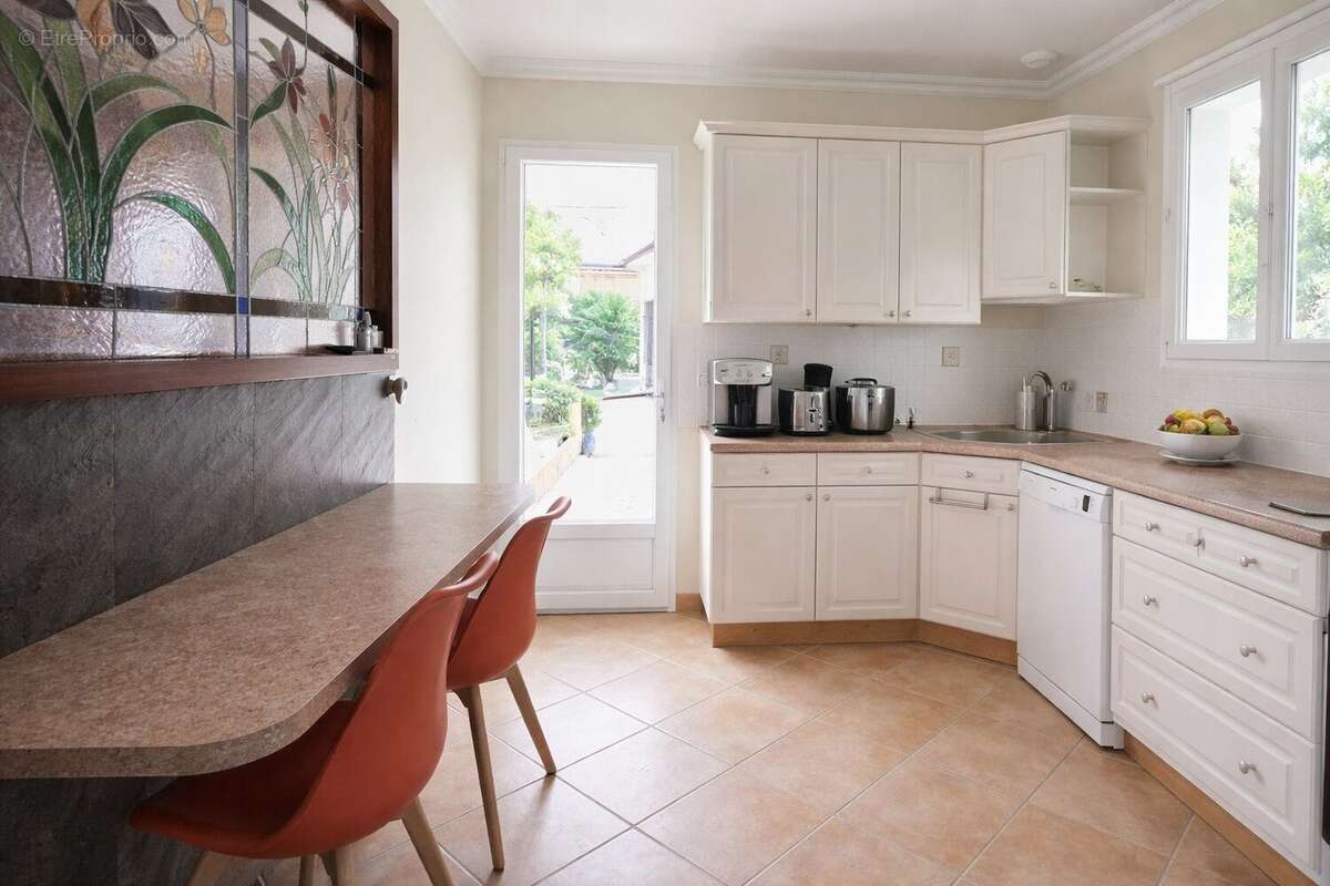 Maison à TOURRETTE-LEVENS