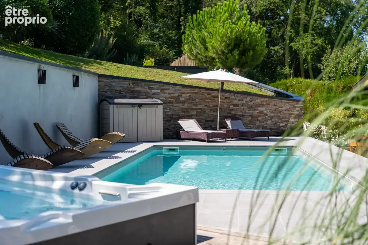 EXCLUSIVITE ! À Mûres - Villa très bon état - Piscine - Terrain 2758 m2 - photo 24