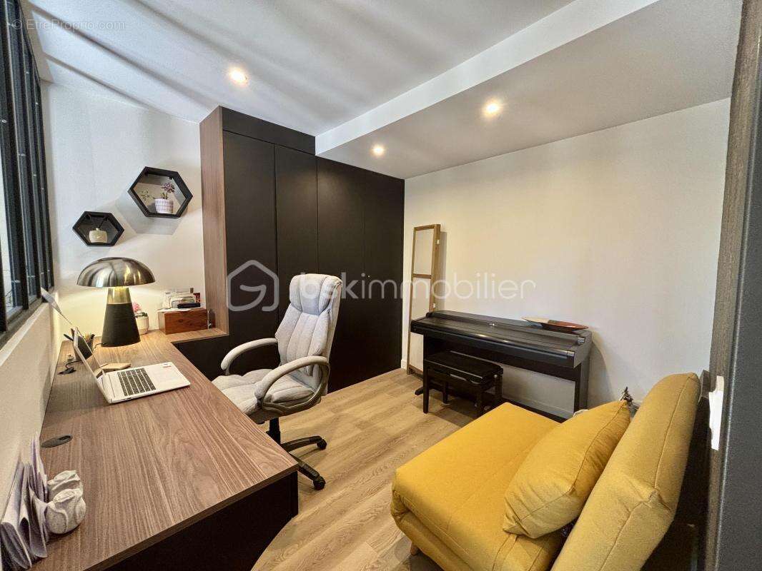 Maison T4 avec garage sur 1480m2 de terrain - photo 5