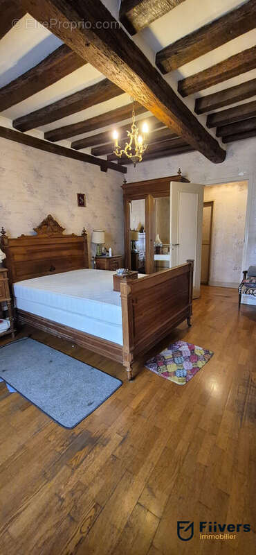 Maison à SAINT-FARGEAU-PONTHIERRY