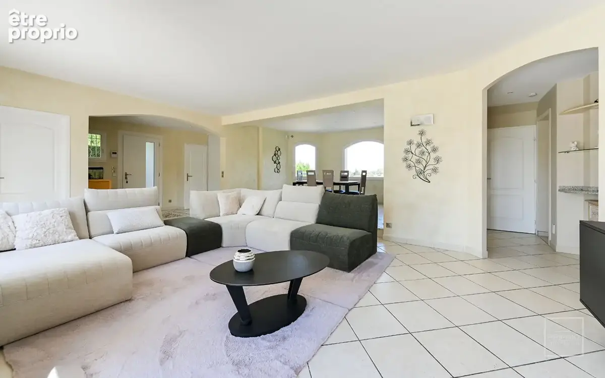 Exclusivité Lissieu - Maison 6 pièces avec vue sur la Mont Verdun - photo 5