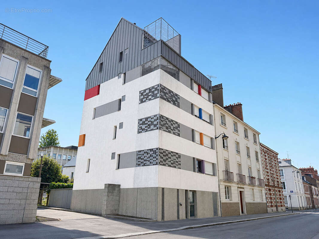 Studio - Centre-ville - photo 7