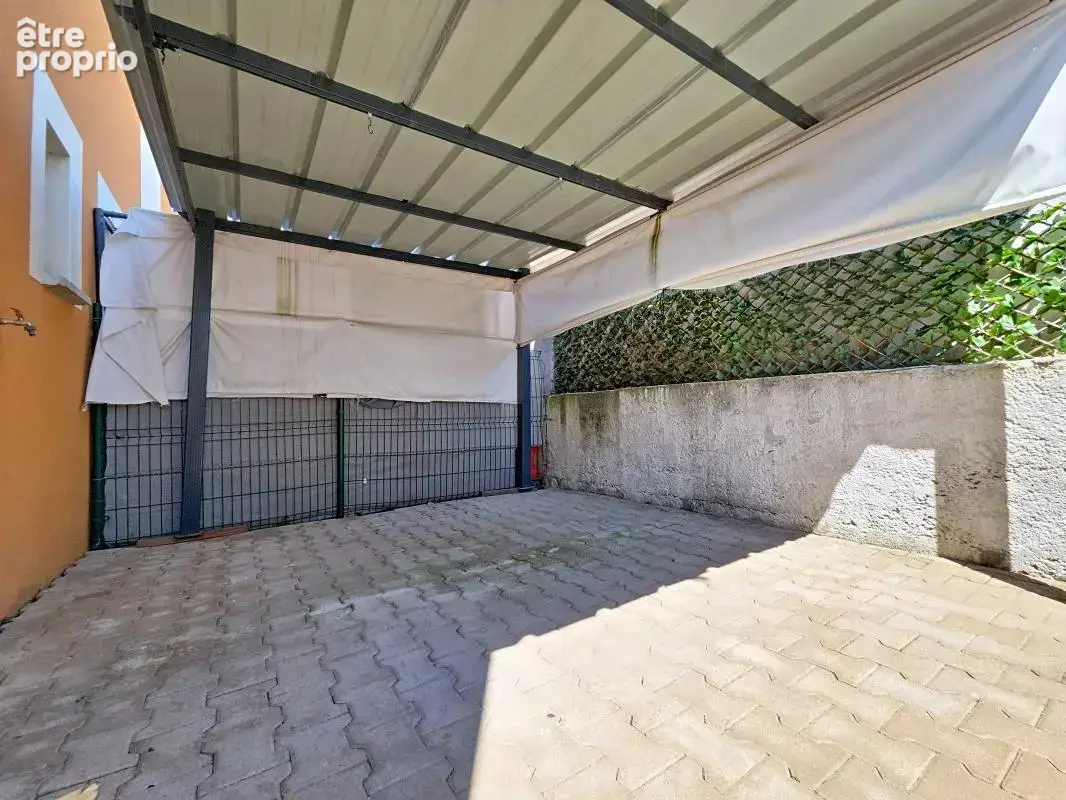 Maison duplex - 2 chambres - Terrasse - Cour - Stationnements - photo 16