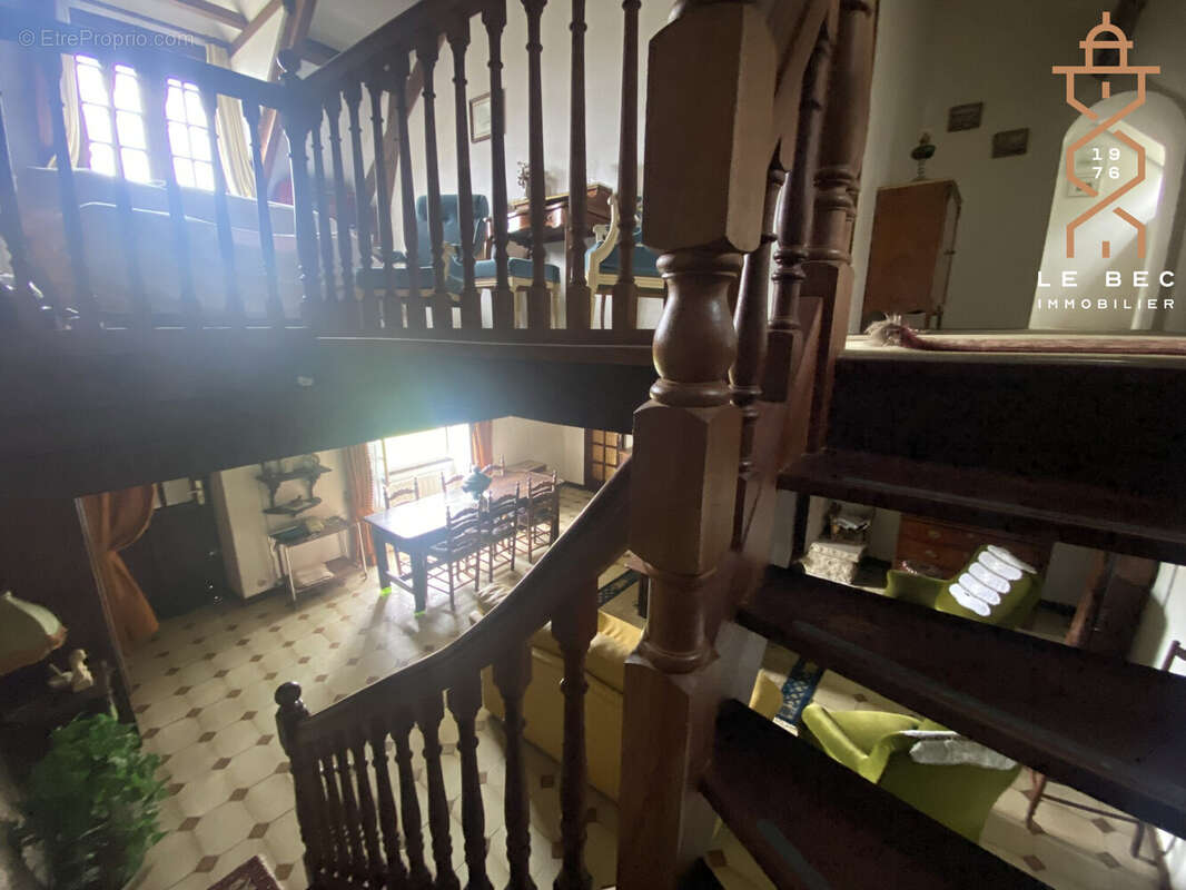 Maison à LE TOUR-DU-PARC