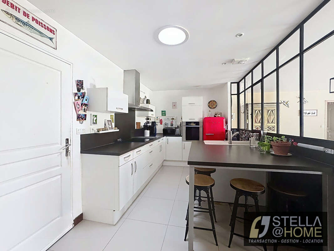 Maison de plain pied, moderne en impasse - TREMELOIR - photo 4