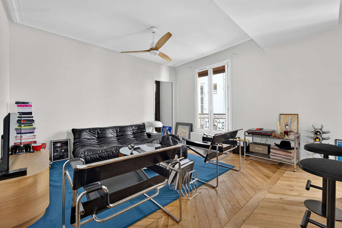 Appartement à PARIS-19E