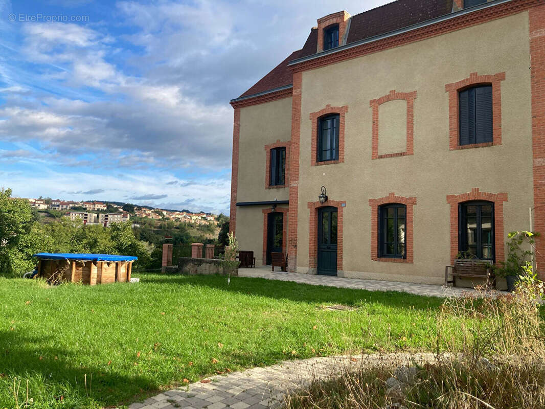 Maison à SAINT-SYMPHORIEN-SUR-COISE