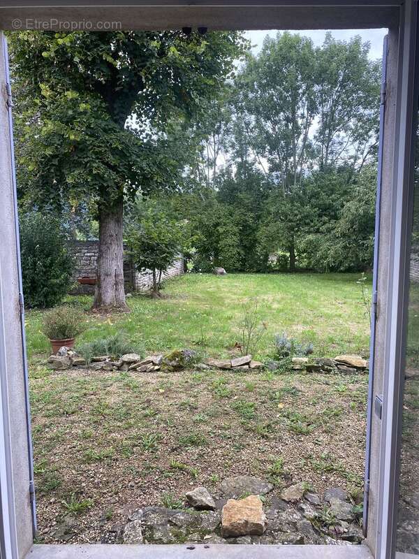 À Vendre ancienne maison Secteur Voutenay Sur Cure - photo 12