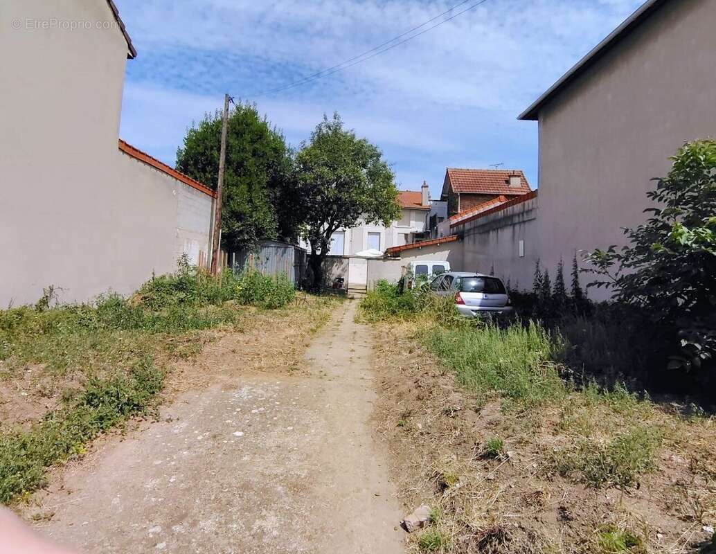 Appartement à VILLENEUVE-LE-ROI