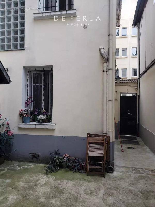 Maison à PARIS-18E