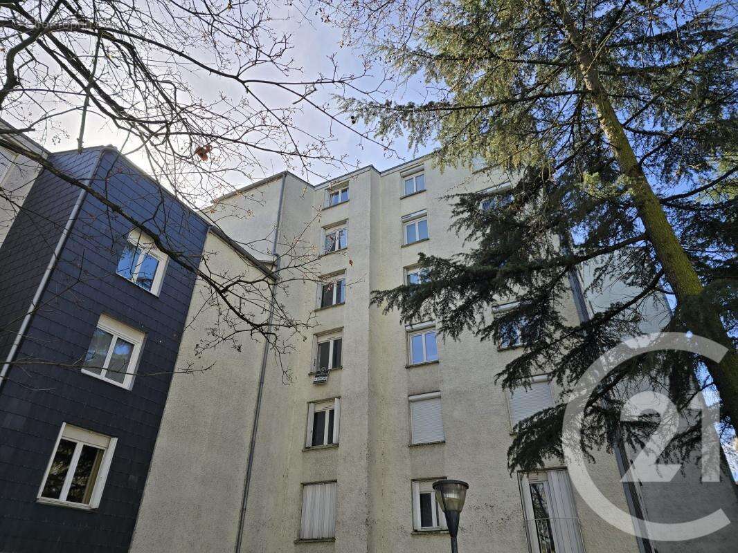 Appartement à FONTENAY-SOUS-BOIS