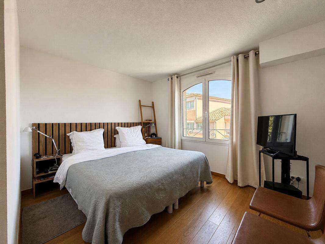 Appartement à BORMES-LES-MIMOSAS