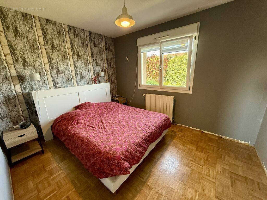 Maison à MONTIGNY-SUR-CHIERS