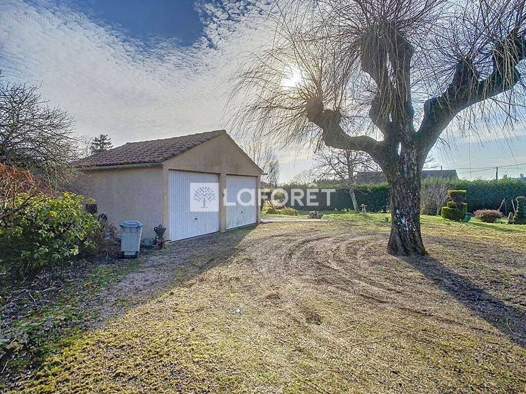 Maison Saint Junien 6 pièce(s) 192 m2 - photo 5