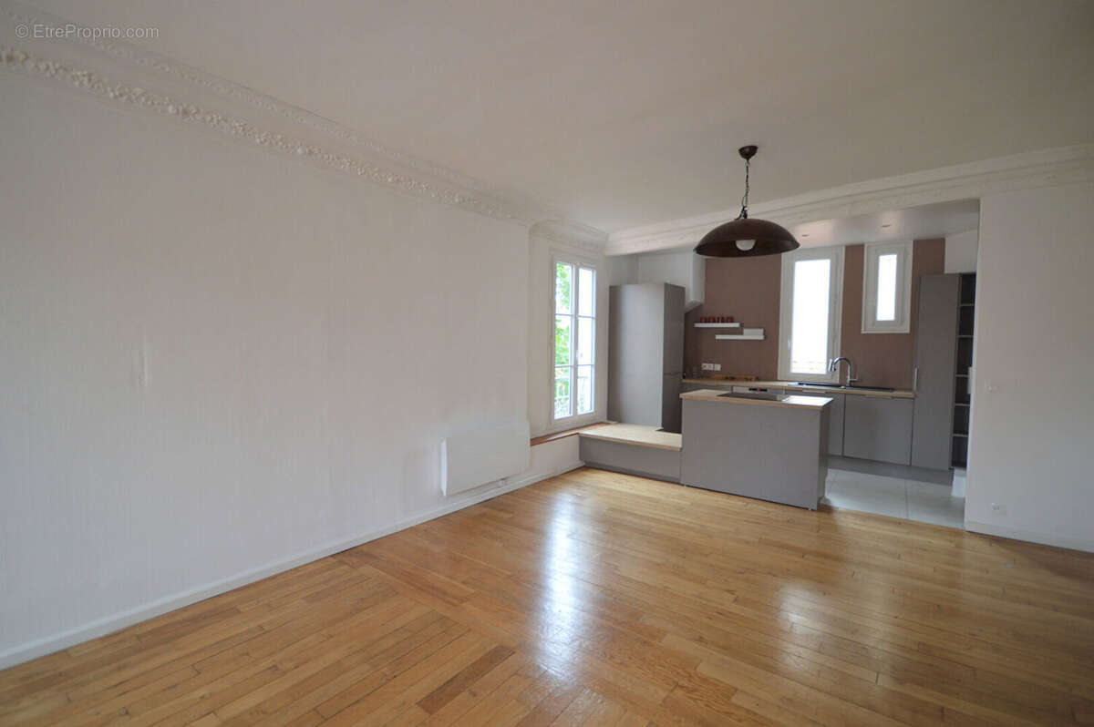 Appartement à NANTERRE