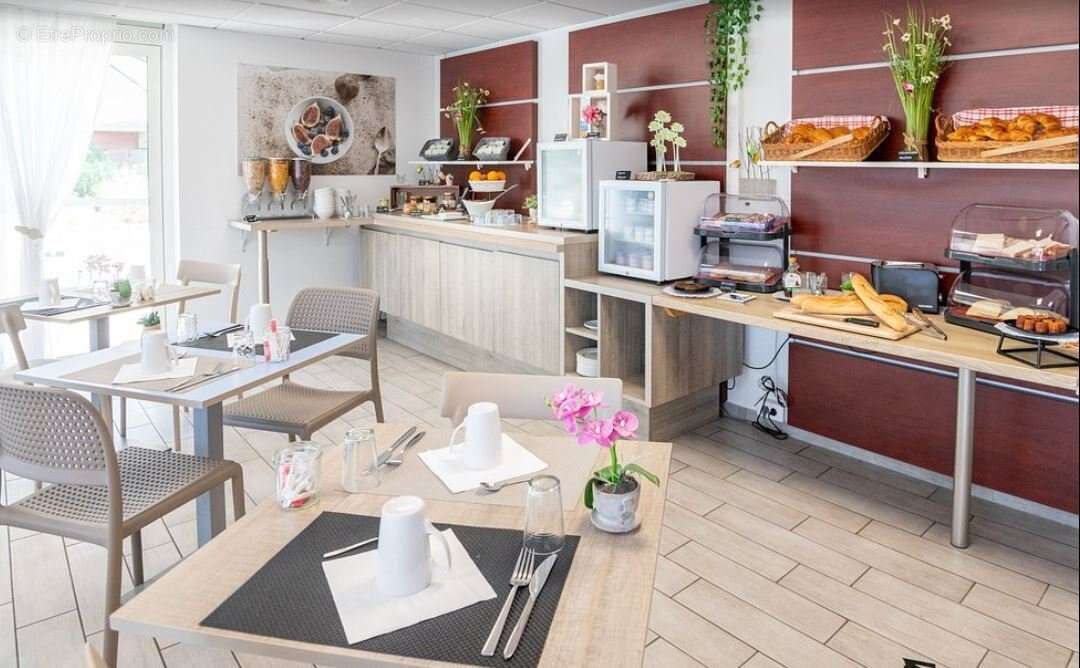 INVESTISSEMENT LOCATIF  Mandelieu-la-Napoule  Résidence de Tourisme Zenitude Comfort Cannes Mandelieu - 6,91 % de rentabilité - photo 9