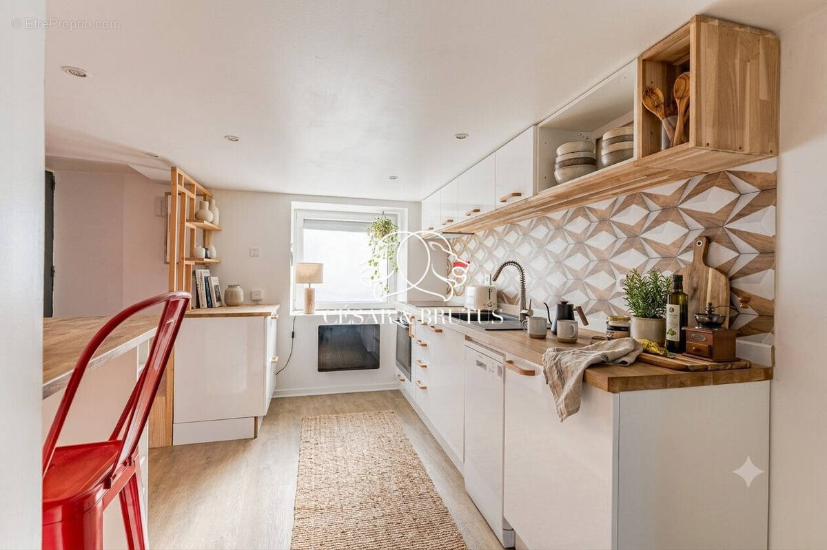 Appartement 54 m² à La Tour-De-Salvagny  - photo 4