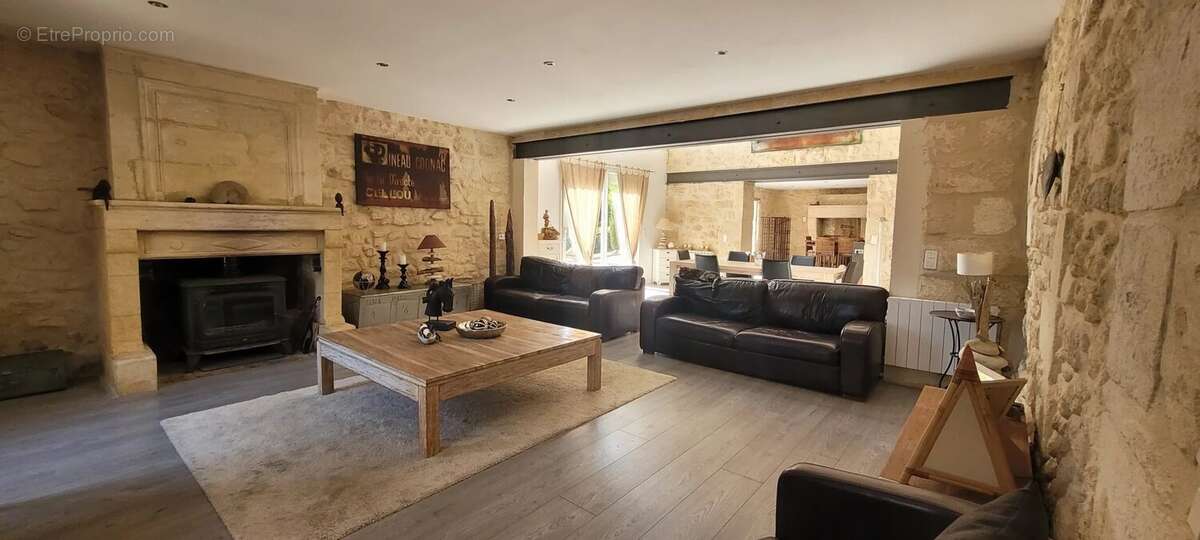 Maison à TAURIAC