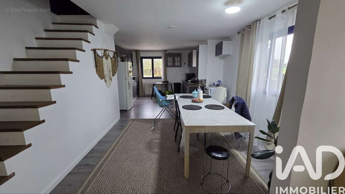 Photo 5 - Maison à MONTREUIL-AUX-LIONS