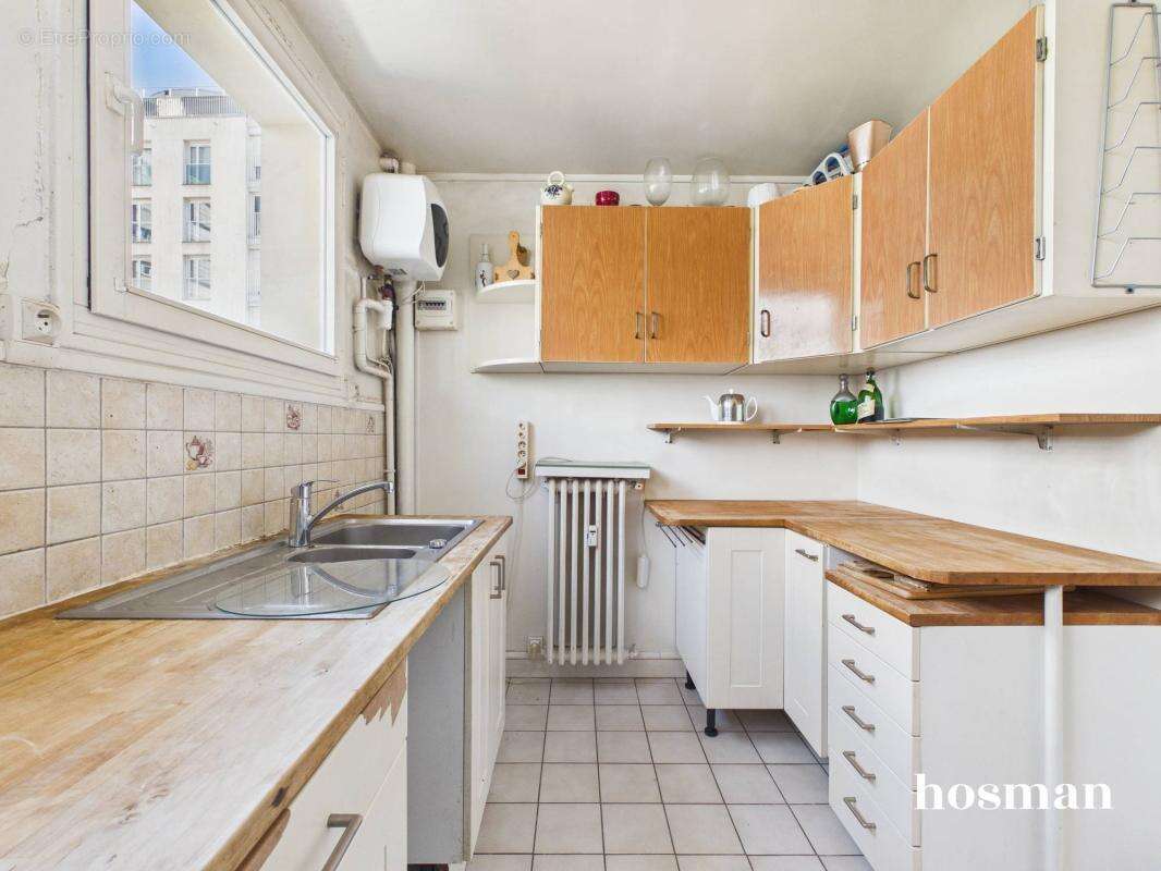 Appartement à PARIS-20E