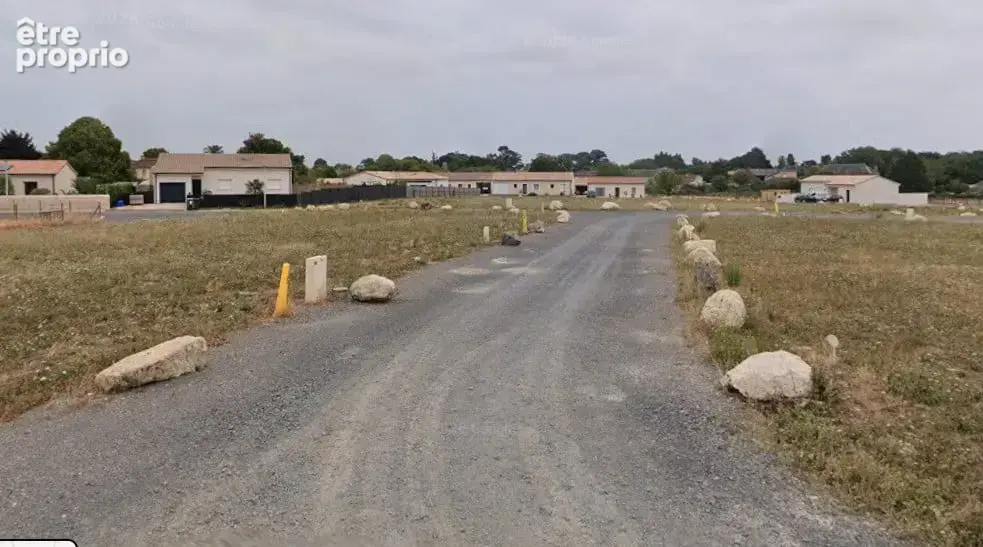 Terrain à BIGNOUX